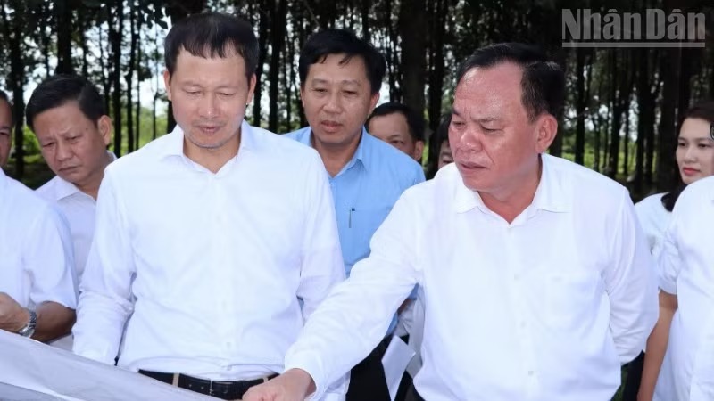 Bài cuối: Công tác cán bộ là “then chốt của then chốt”